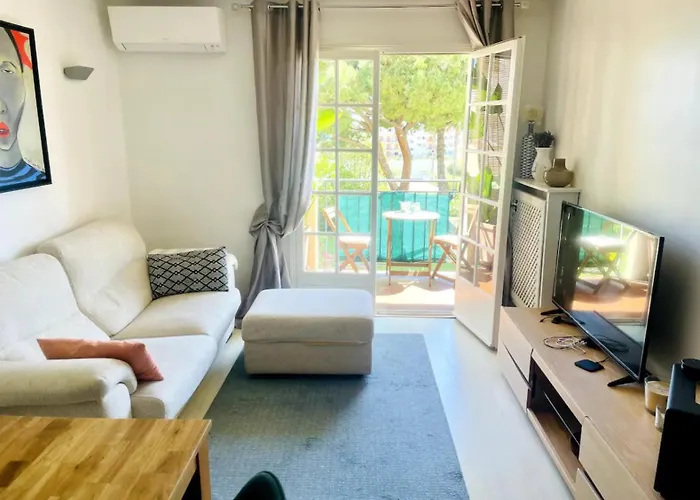 Superb In Provenzal With Pool 昂蒂布