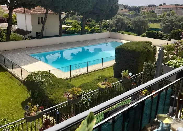 Superb In Provenzal With Pool * 昂蒂布