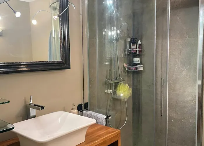 Superb In Provenzal With Pool *