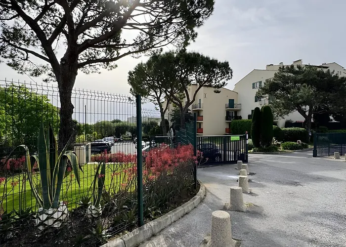 Superb In Provenzal With Pool * 昂蒂布